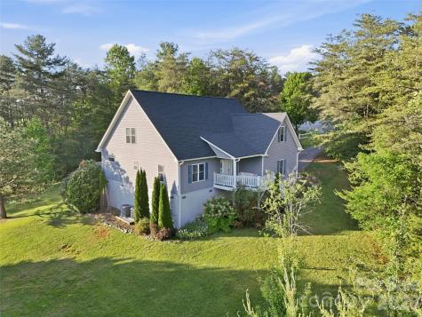 16 Lancaster Lane Weaverville NC 28787
