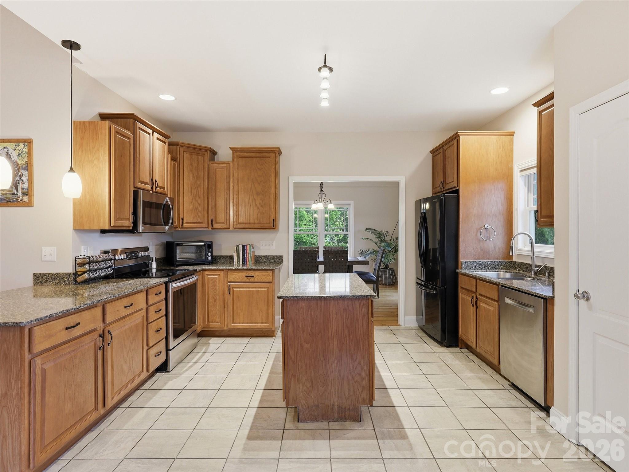 16 Lancaster Lane Weaverville NC 28787
