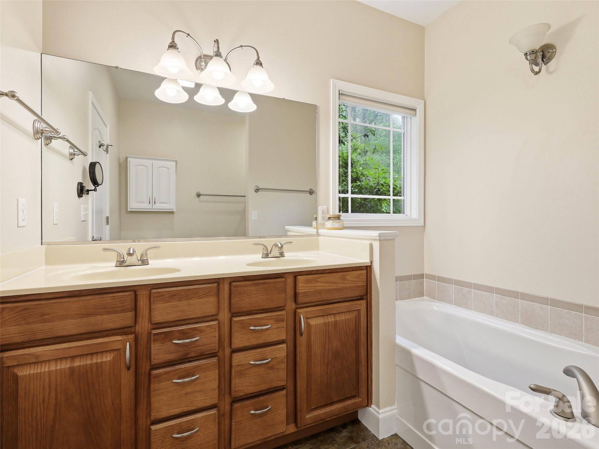 16 Lancaster Lane Weaverville NC 28787