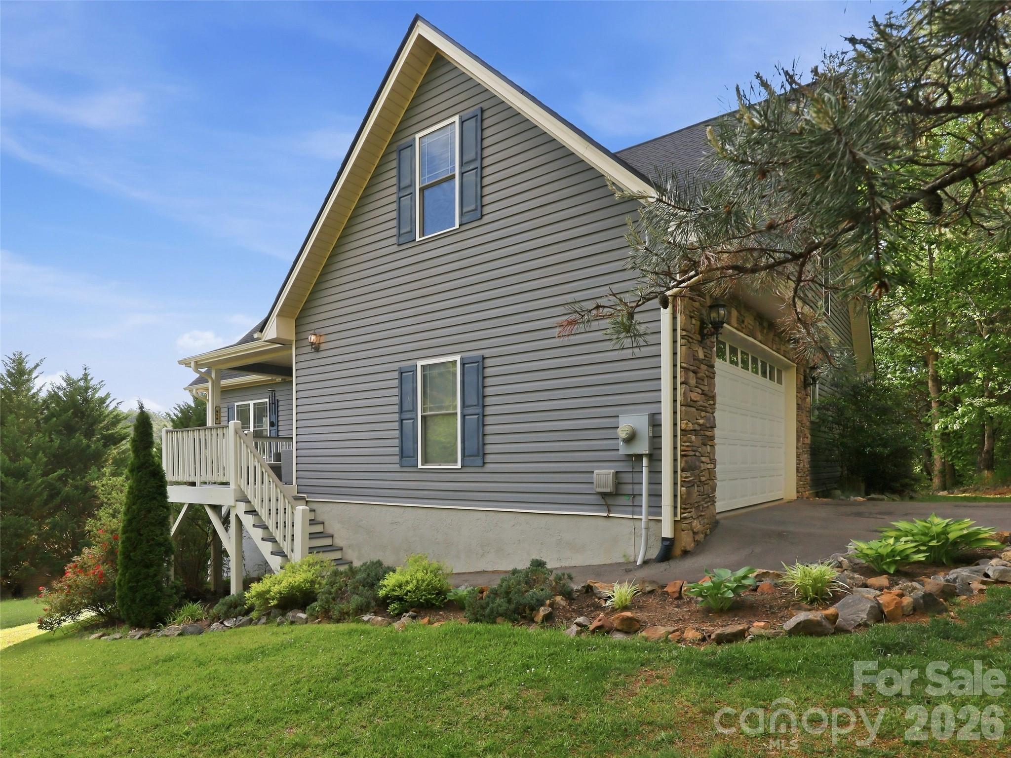 16 Lancaster Lane Weaverville NC 28787