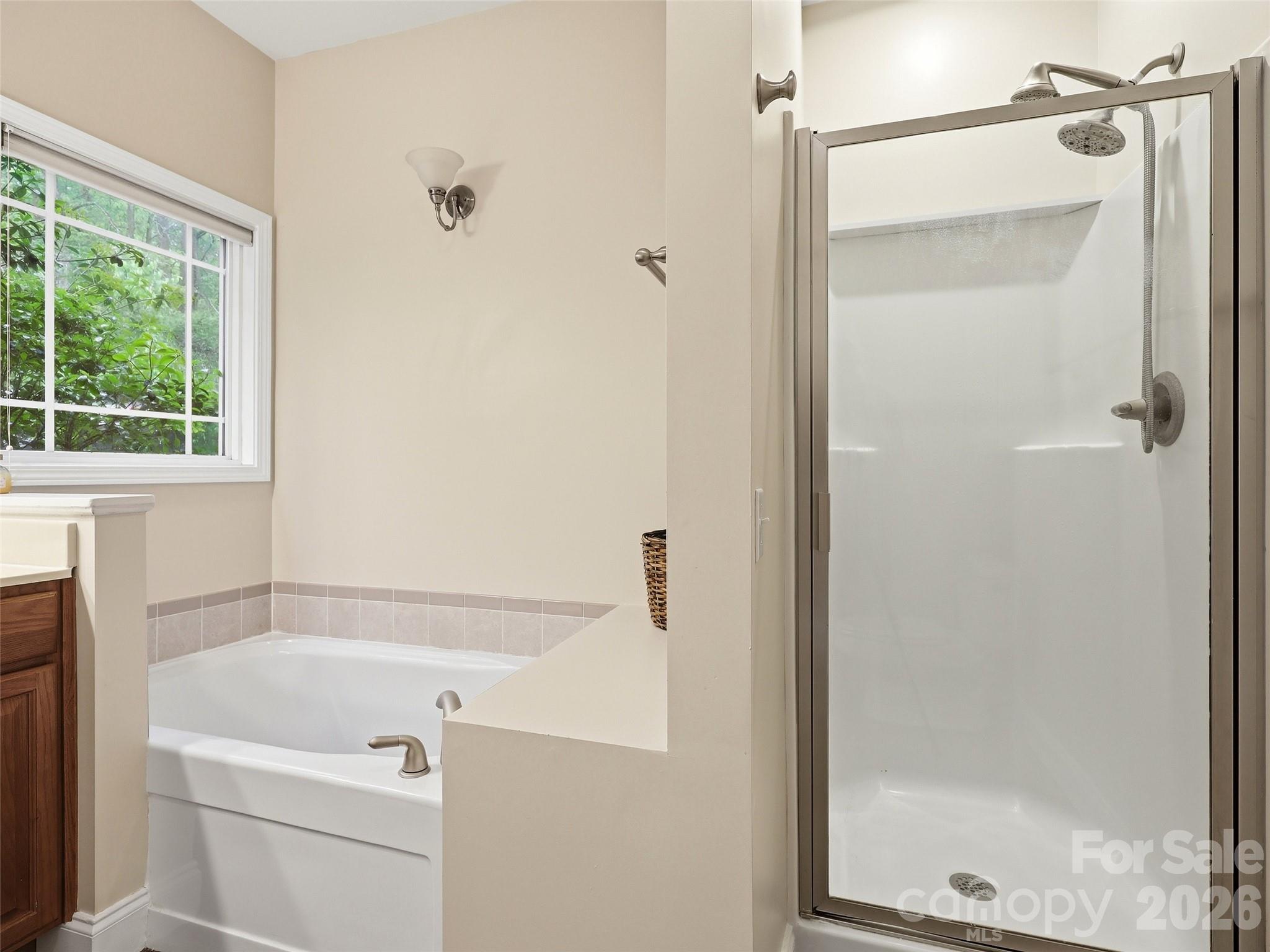 16 Lancaster Lane Weaverville NC 28787