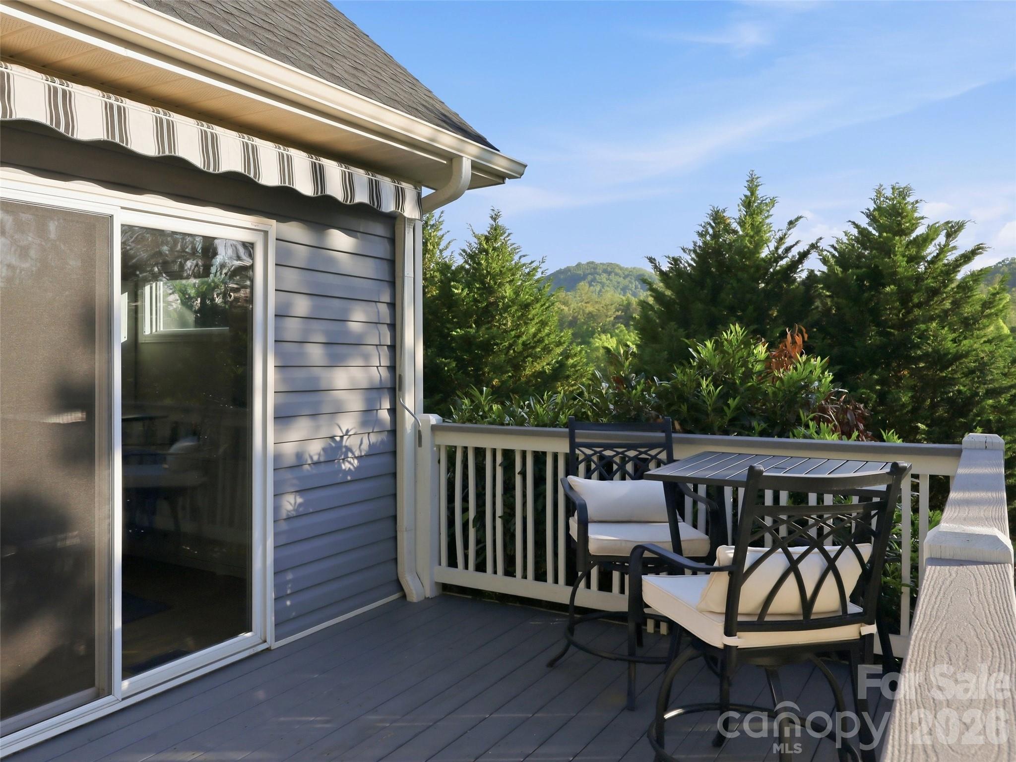 16 Lancaster Lane Weaverville NC 28787