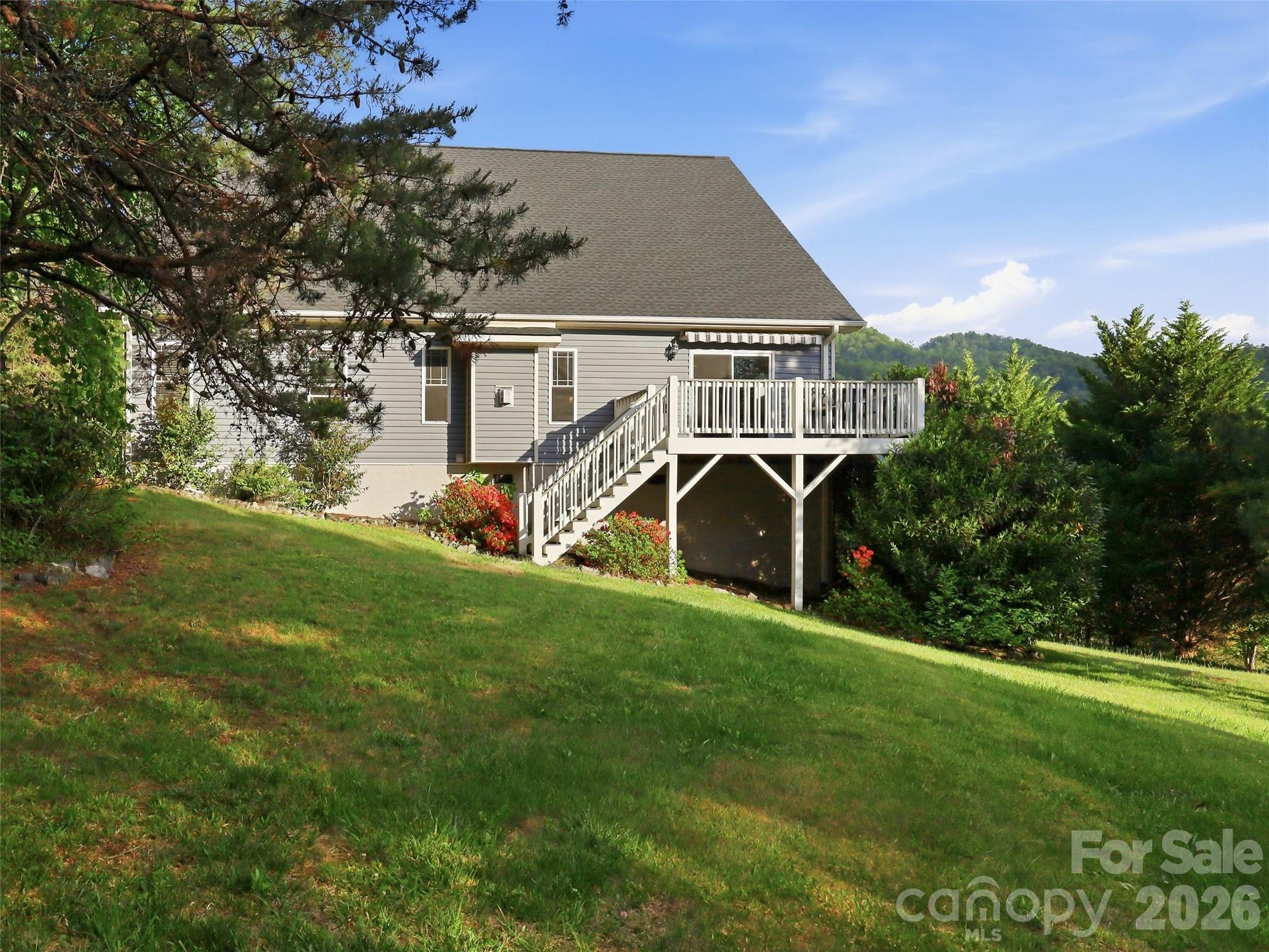 16 Lancaster Lane Weaverville NC 28787