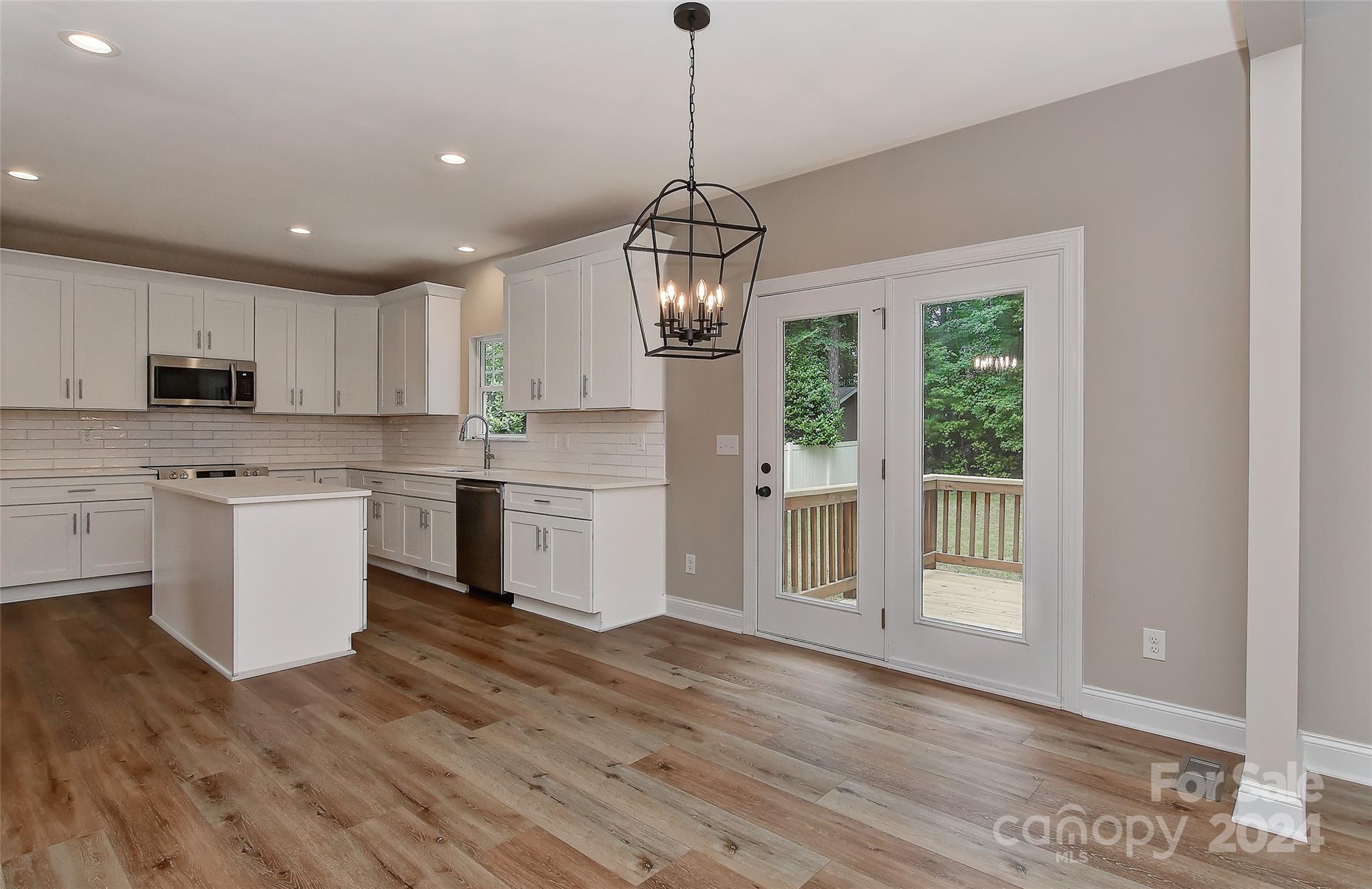 10611 Knox Avenue Matthews NC 28105