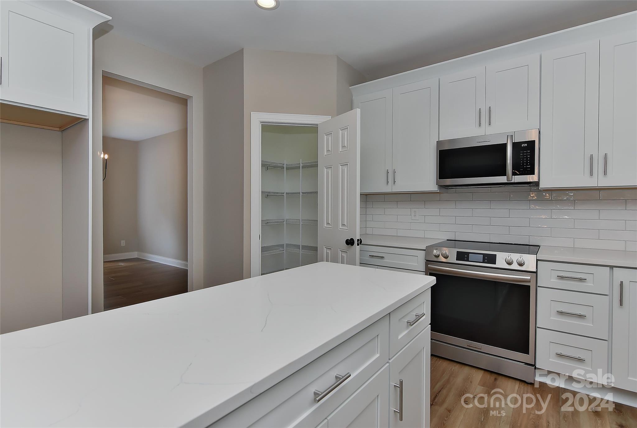 10611 Knox Avenue Matthews NC 28105