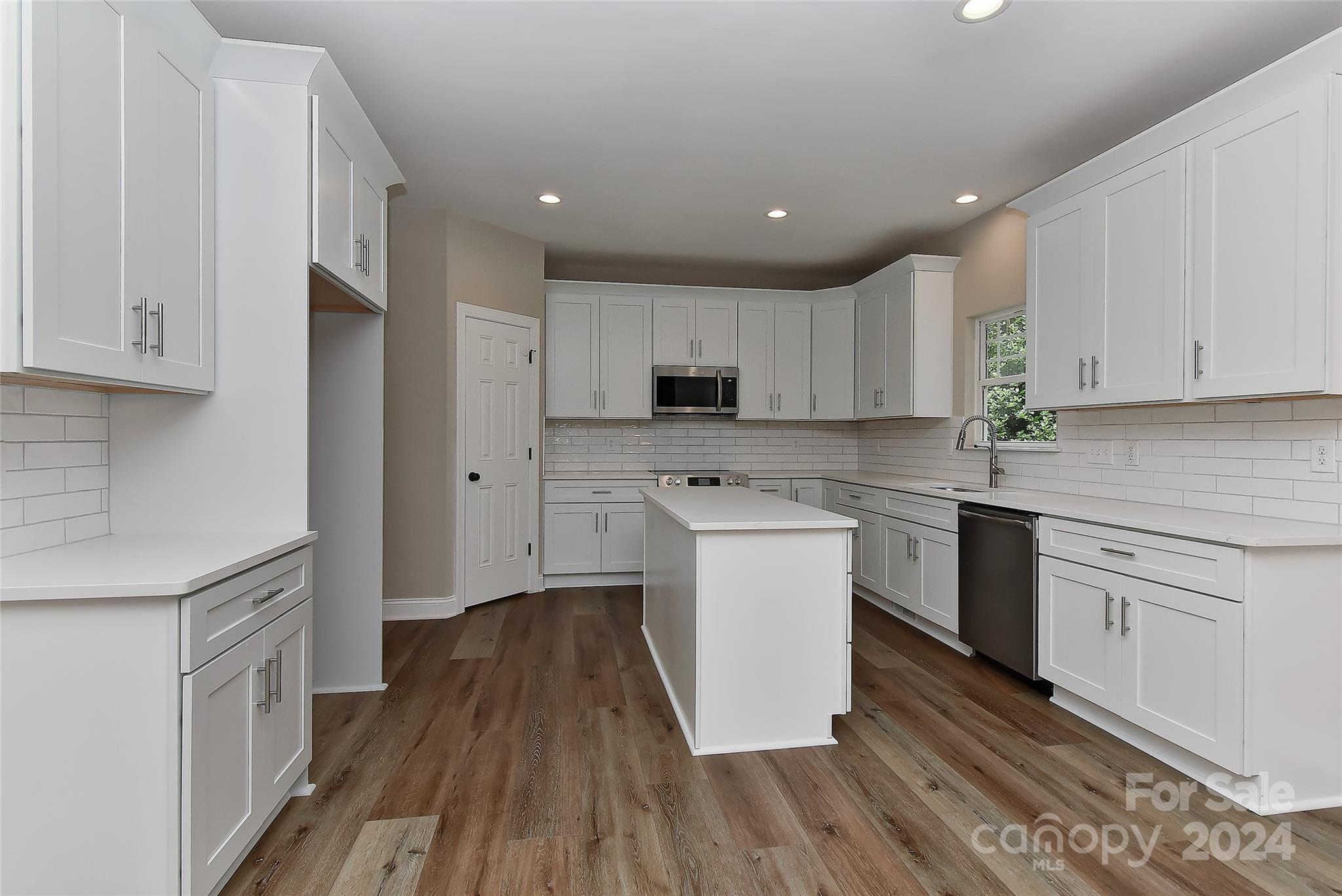 10611 Knox Avenue Matthews NC 28105