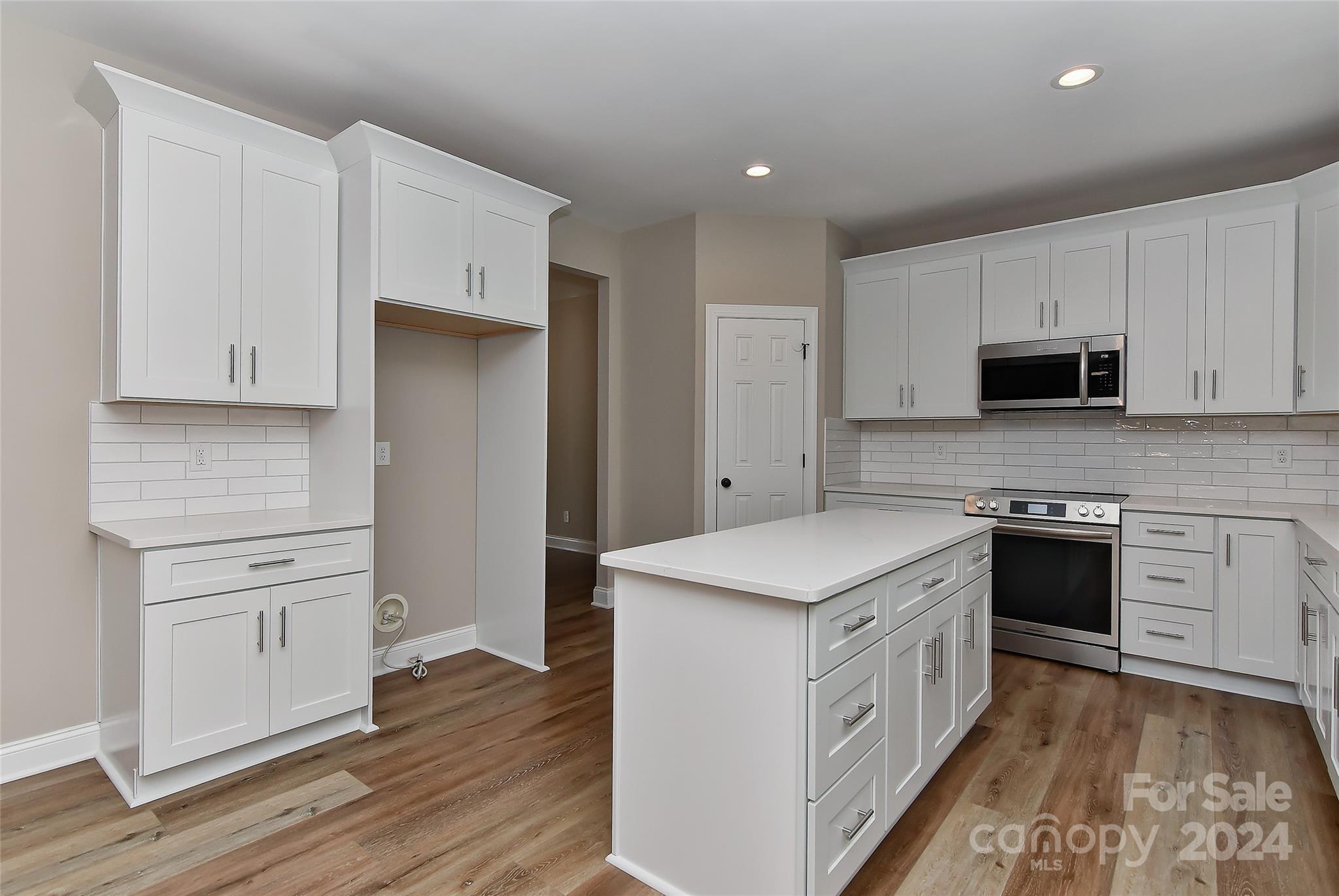 10611 Knox Avenue Matthews NC 28105
