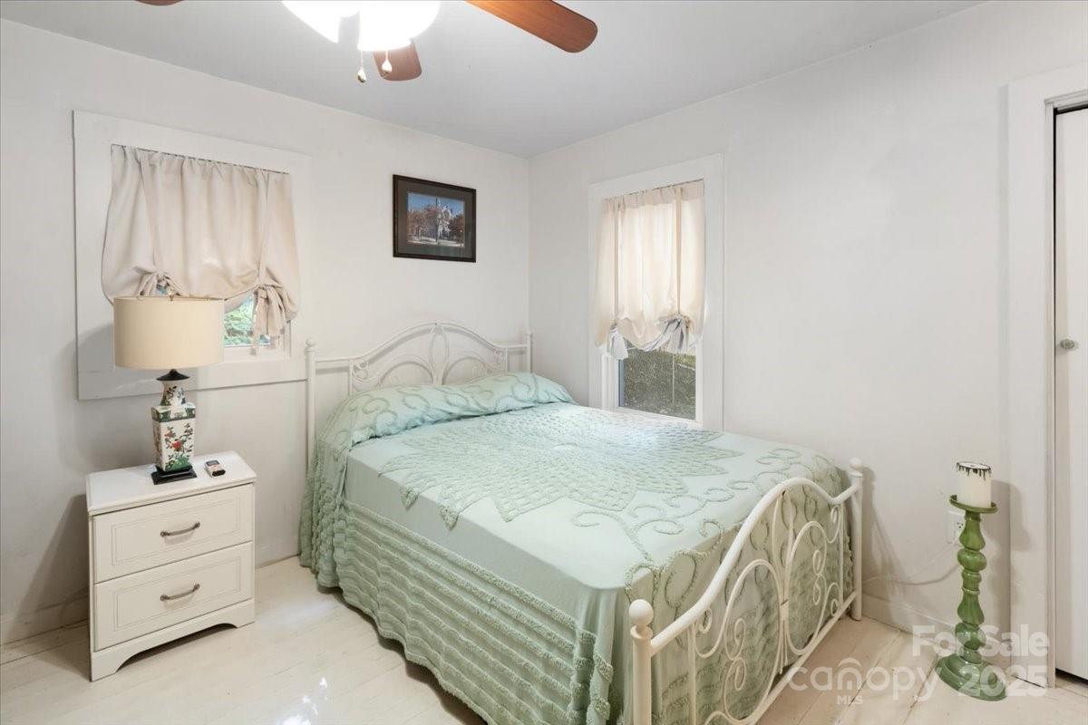14840 Us 25/70 Highway Marshall NC 28753