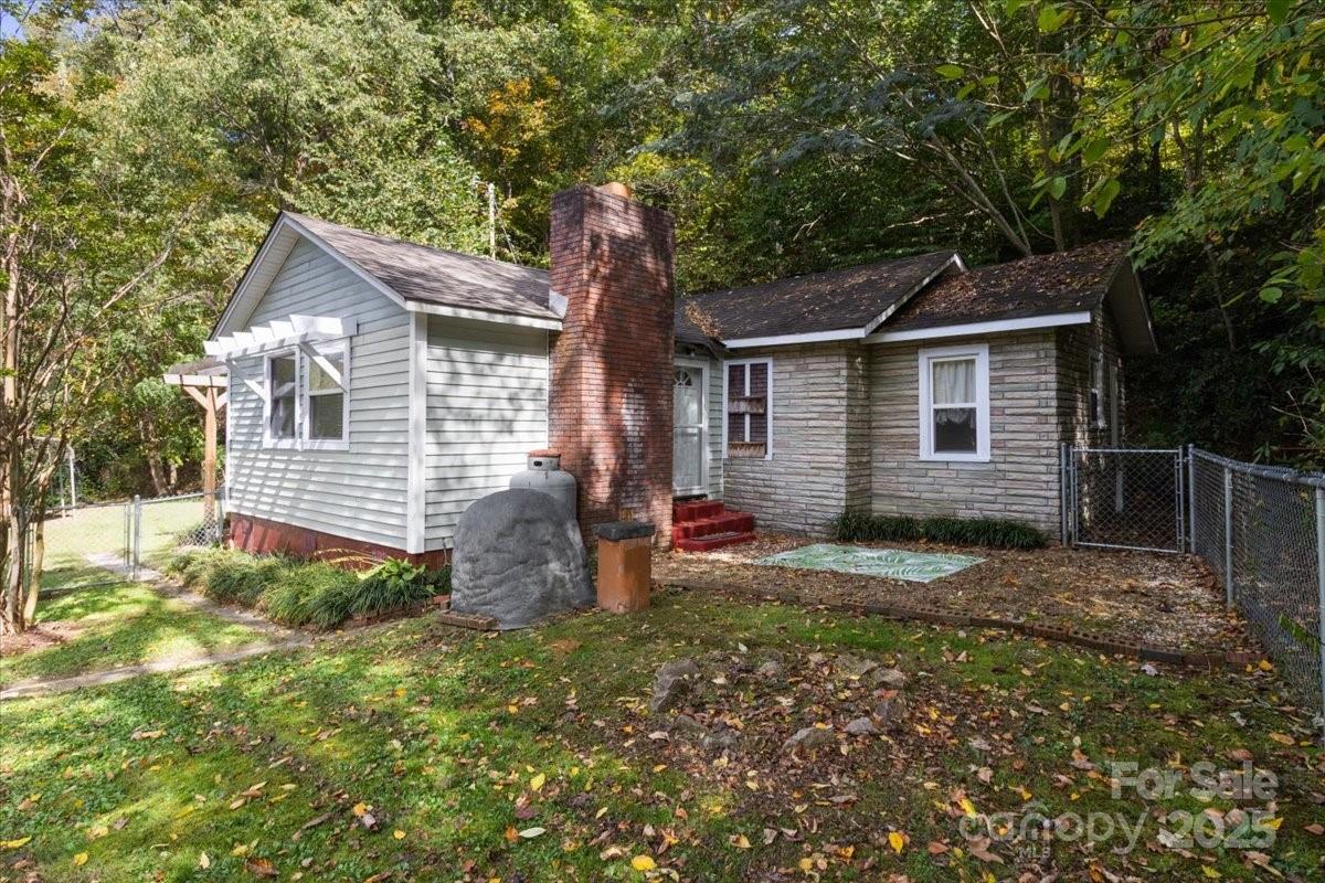 14840 Us 25/70 Highway Marshall NC 28753