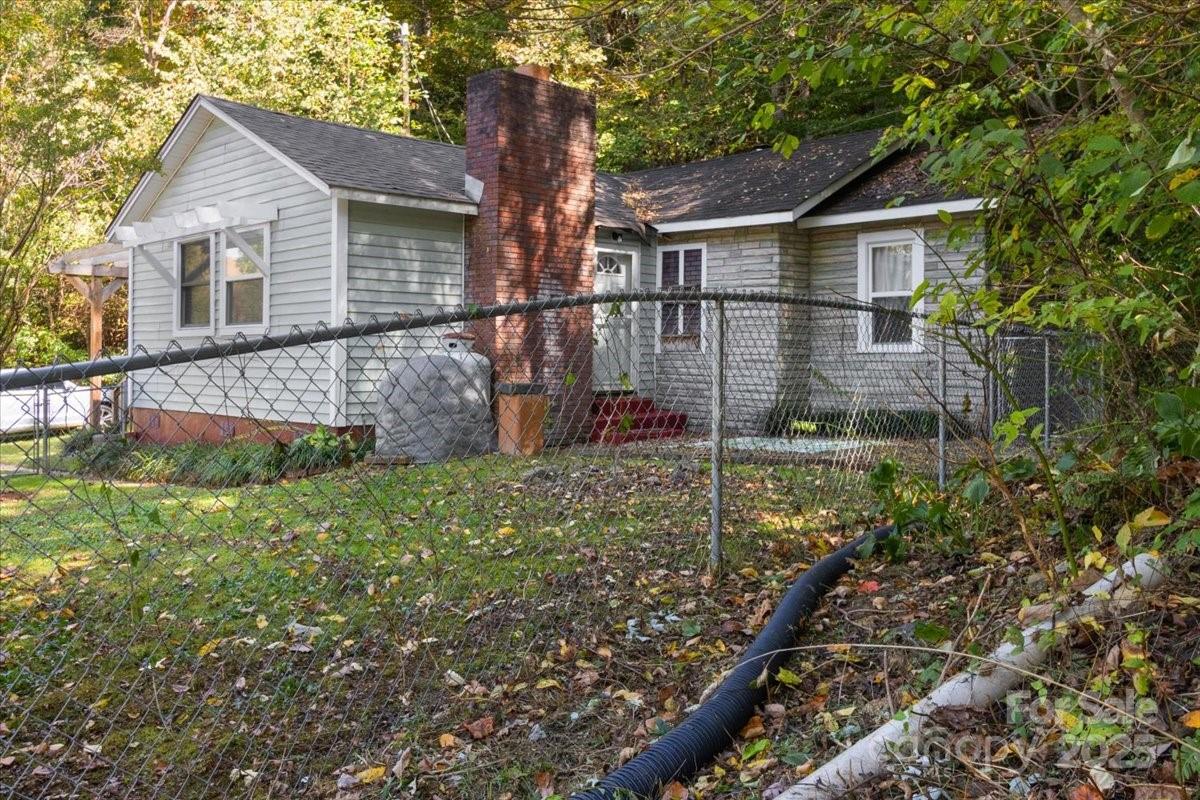 14840 Us 25/70 Highway Marshall NC 28753