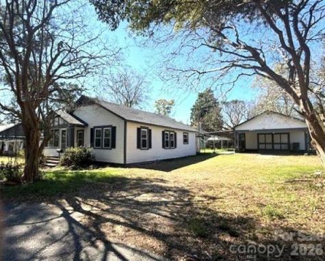 161 Seaboard Street Cheraw SC 29520