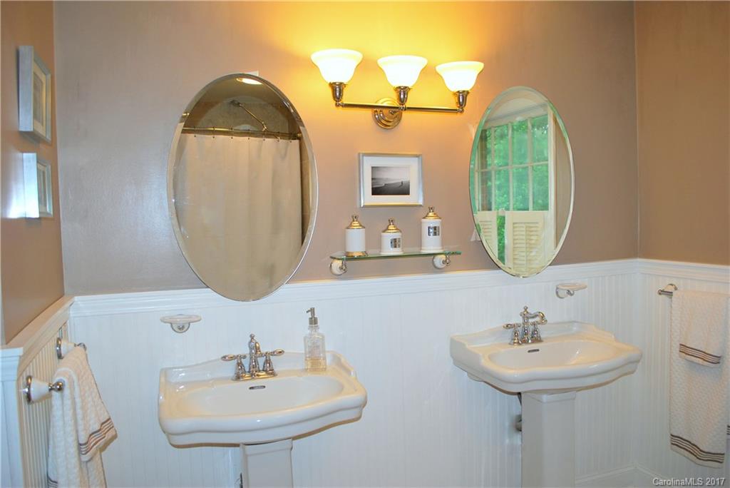 7020 Old Oak Lane Mint Hill NC 28227