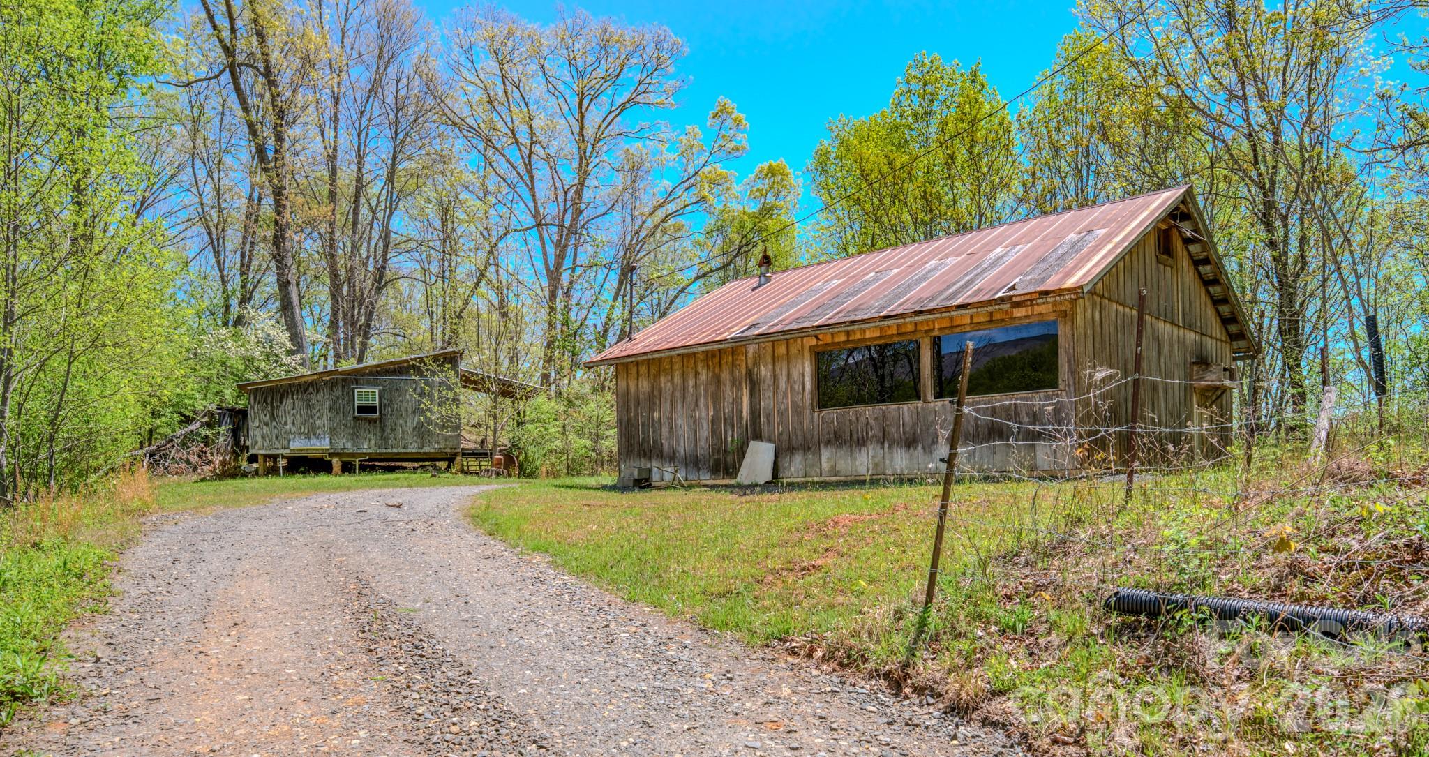 143 Gouge Cemetery Road Bakersville NC 28705