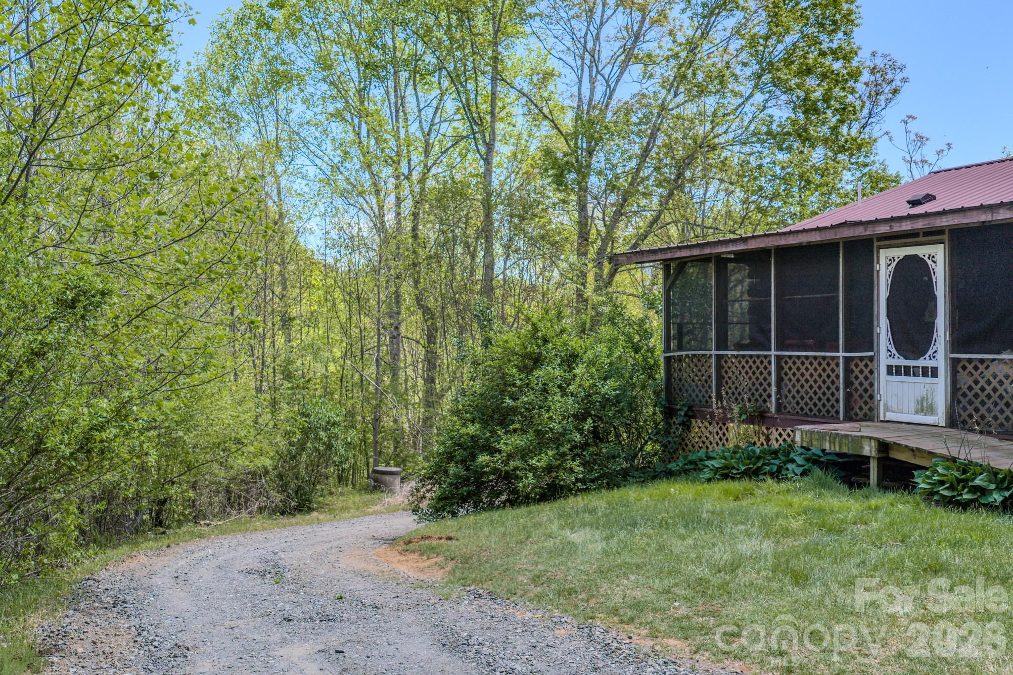 143 Gouge Cemetery Road Bakersville NC 28705