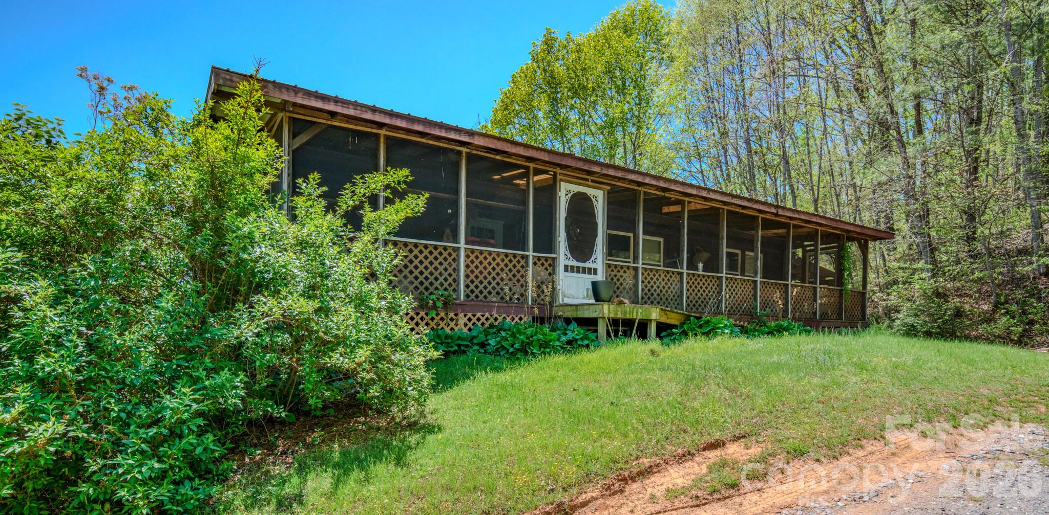 143 Gouge Cemetery Road Bakersville NC 28705