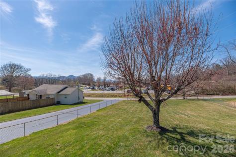 40 Warner Road Canton NC 28716