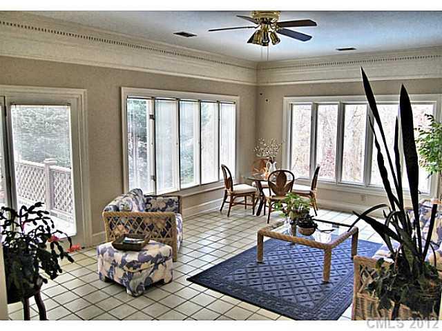 4931 Lindstrom Drive Charlotte NC 28226