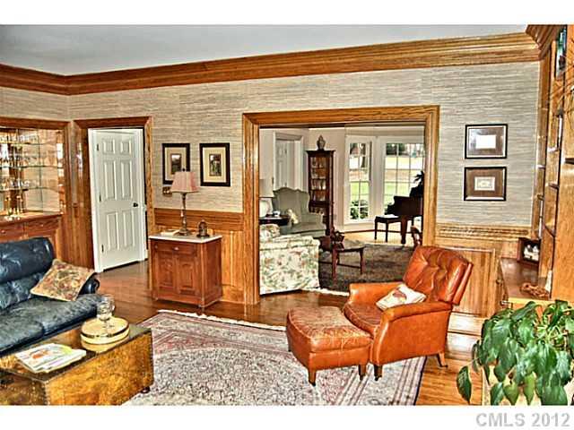 4931 Lindstrom Drive Charlotte NC 28226