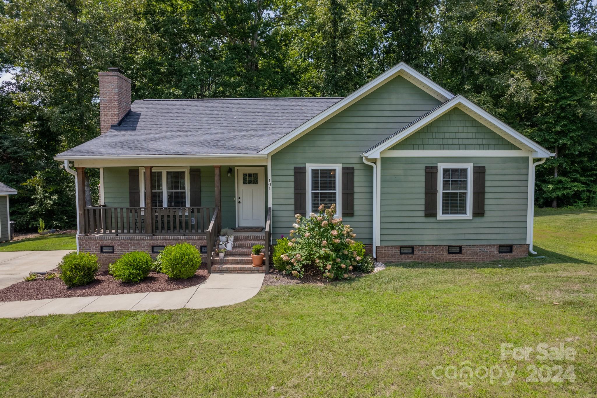 101 N Lane Road Mount Holly NC 28120