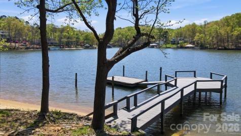 15609 Chatfield Drive Charlotte NC 28278