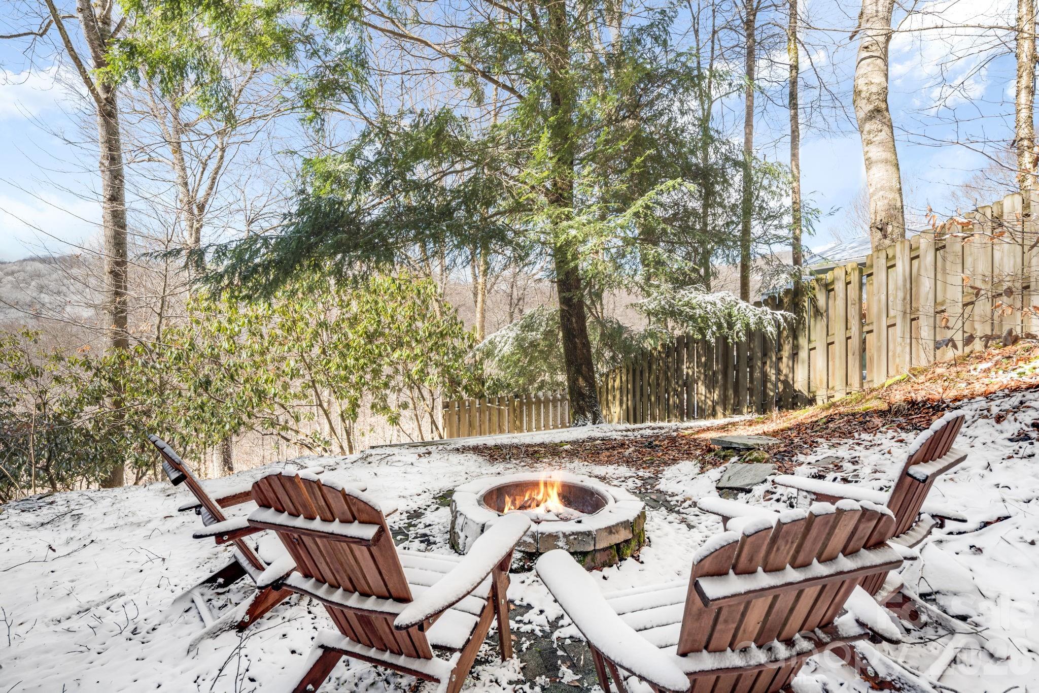 422 Glenaire Drive Mars Hill NC 28754