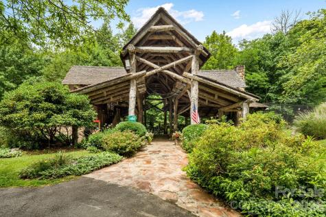 422 Glenaire Drive Mars Hill NC 28754