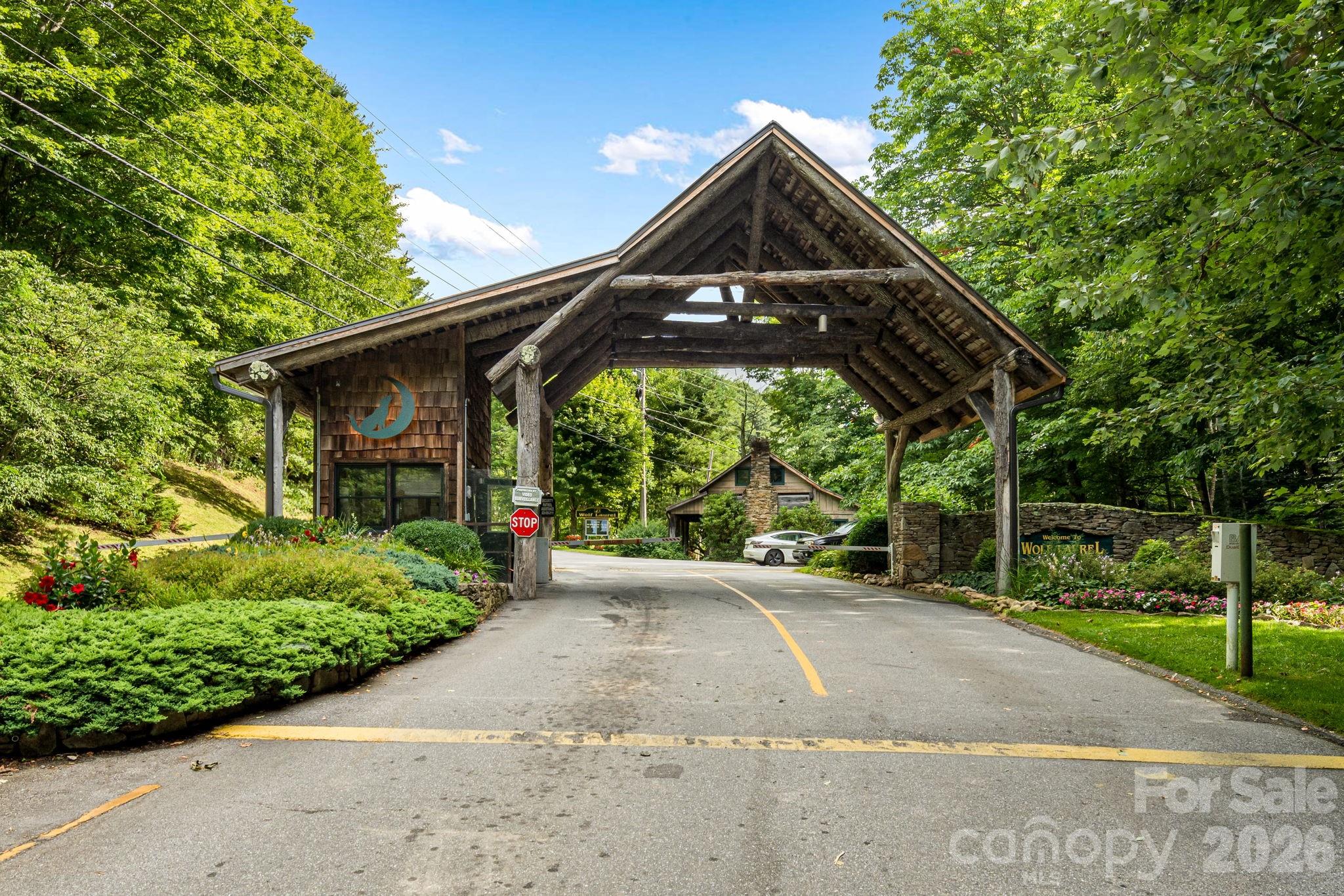 422 Glenaire Drive Mars Hill NC 28754