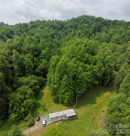 320 Board Tree Road Marshall NC 28753