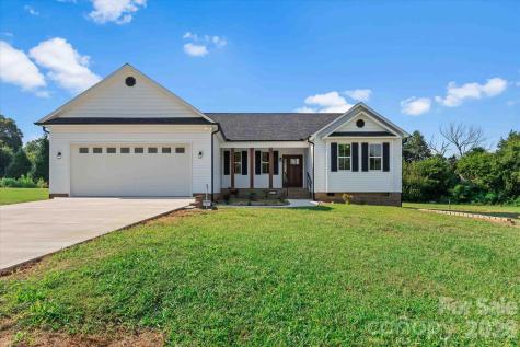 113 Cheval Trail Cleveland NC 27013