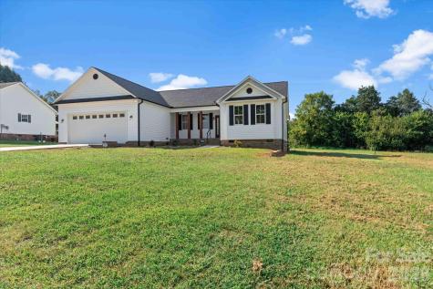 113 Cheval Trail Cleveland NC 27013