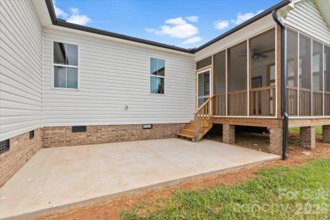 113 Cheval Trail Cleveland NC 27013