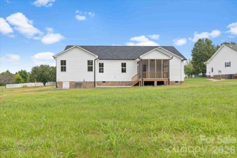 113 Cheval Trail Cleveland NC 27013