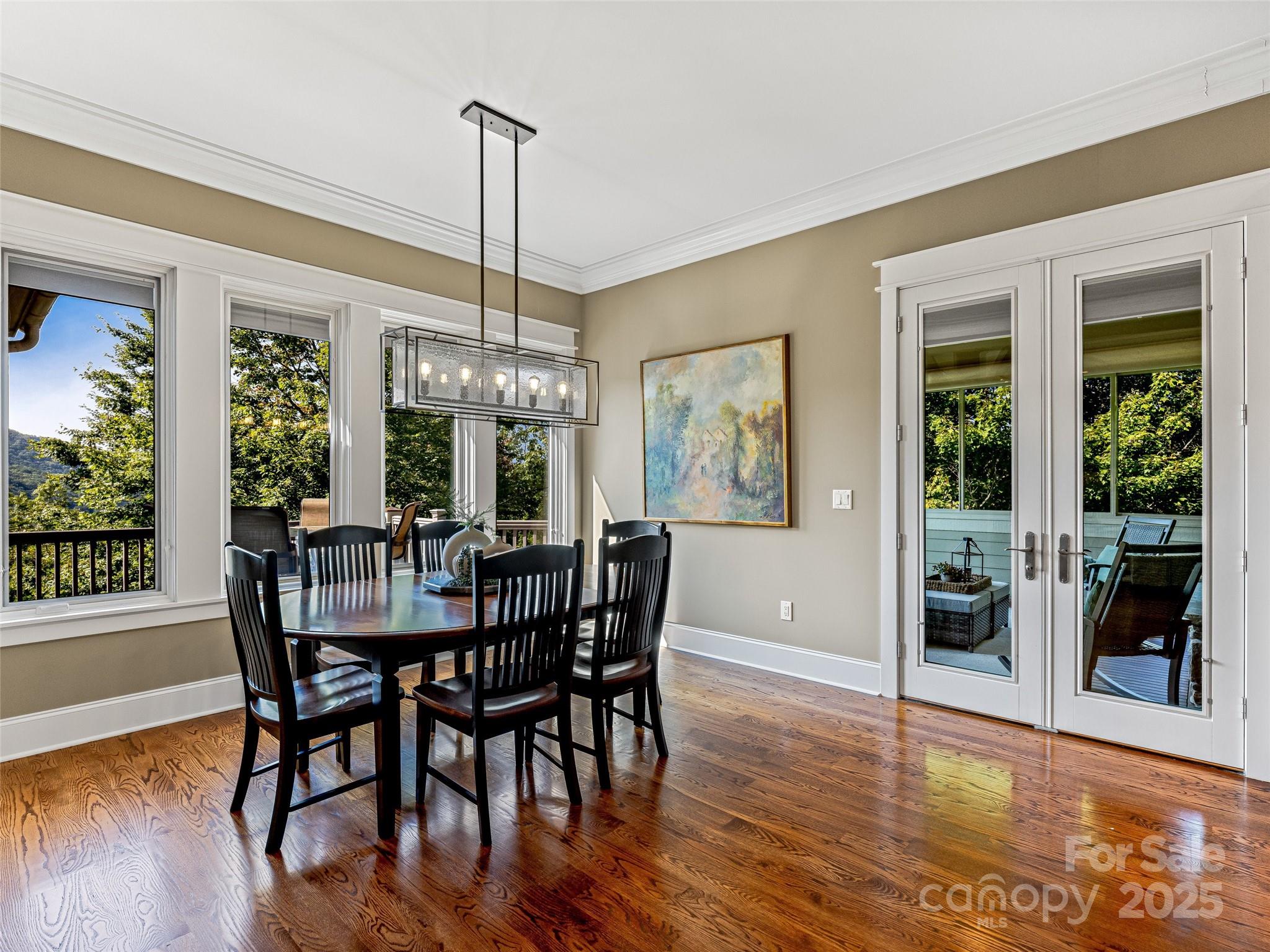 6 Yellow Wood Lane Horse Shoe NC 28742