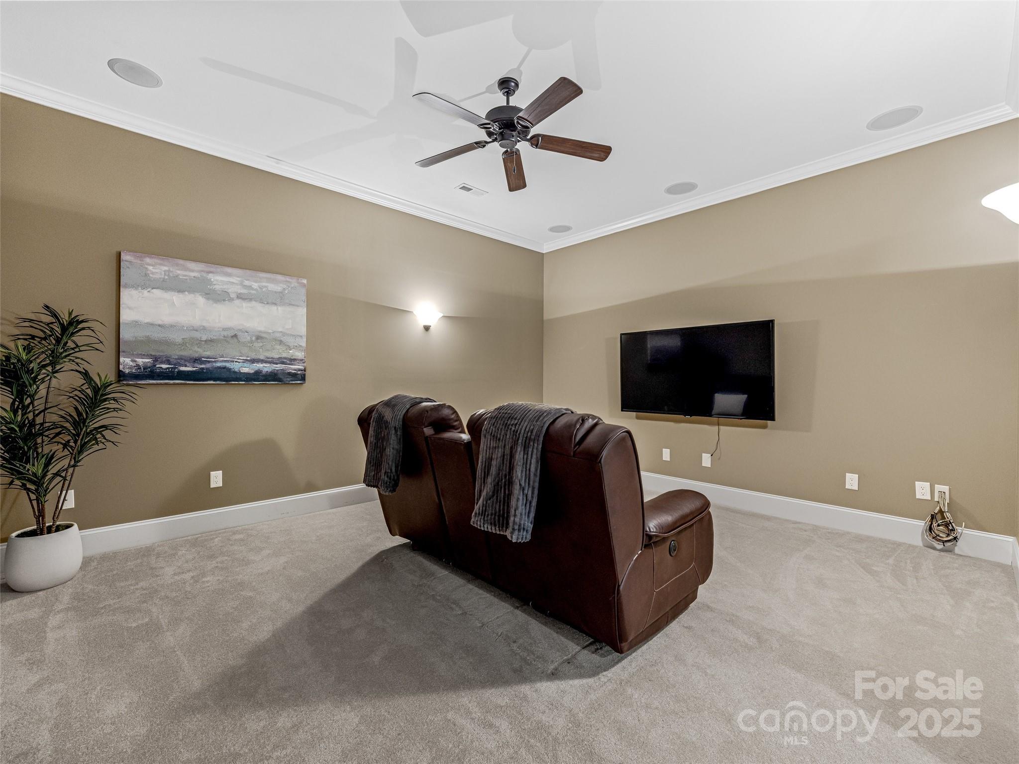 6 Yellow Wood Lane Horse Shoe NC 28742