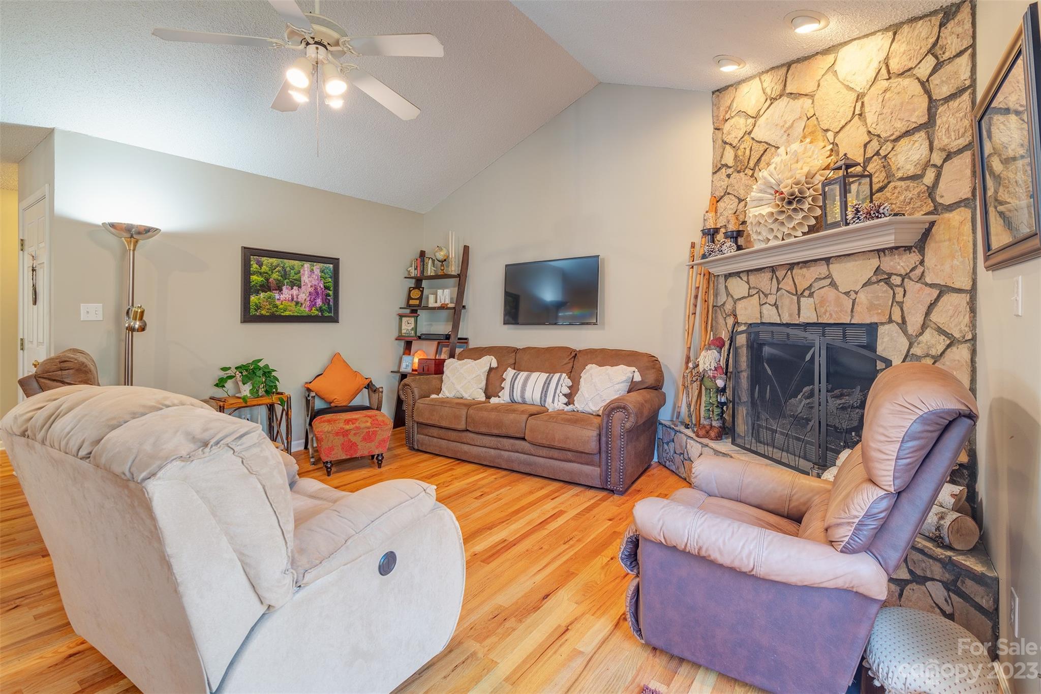 1315 Alexander Road Leicester NC 28748