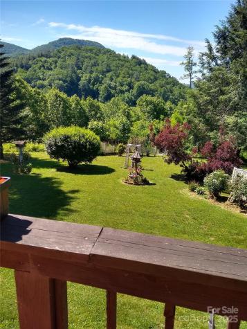 375 Rocky Face Lane Newland NC 28657