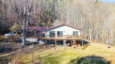 375 Rocky Face Lane Newland NC 28657