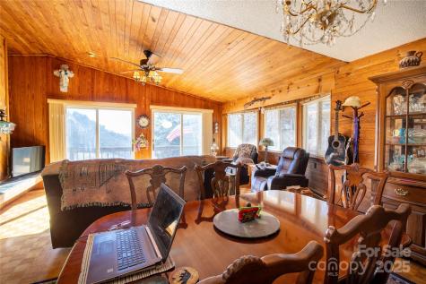 375 Rocky Face Lane Newland NC 28657