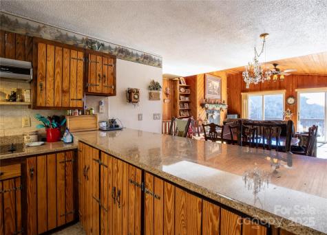 375 Rocky Face Lane Newland NC 28657