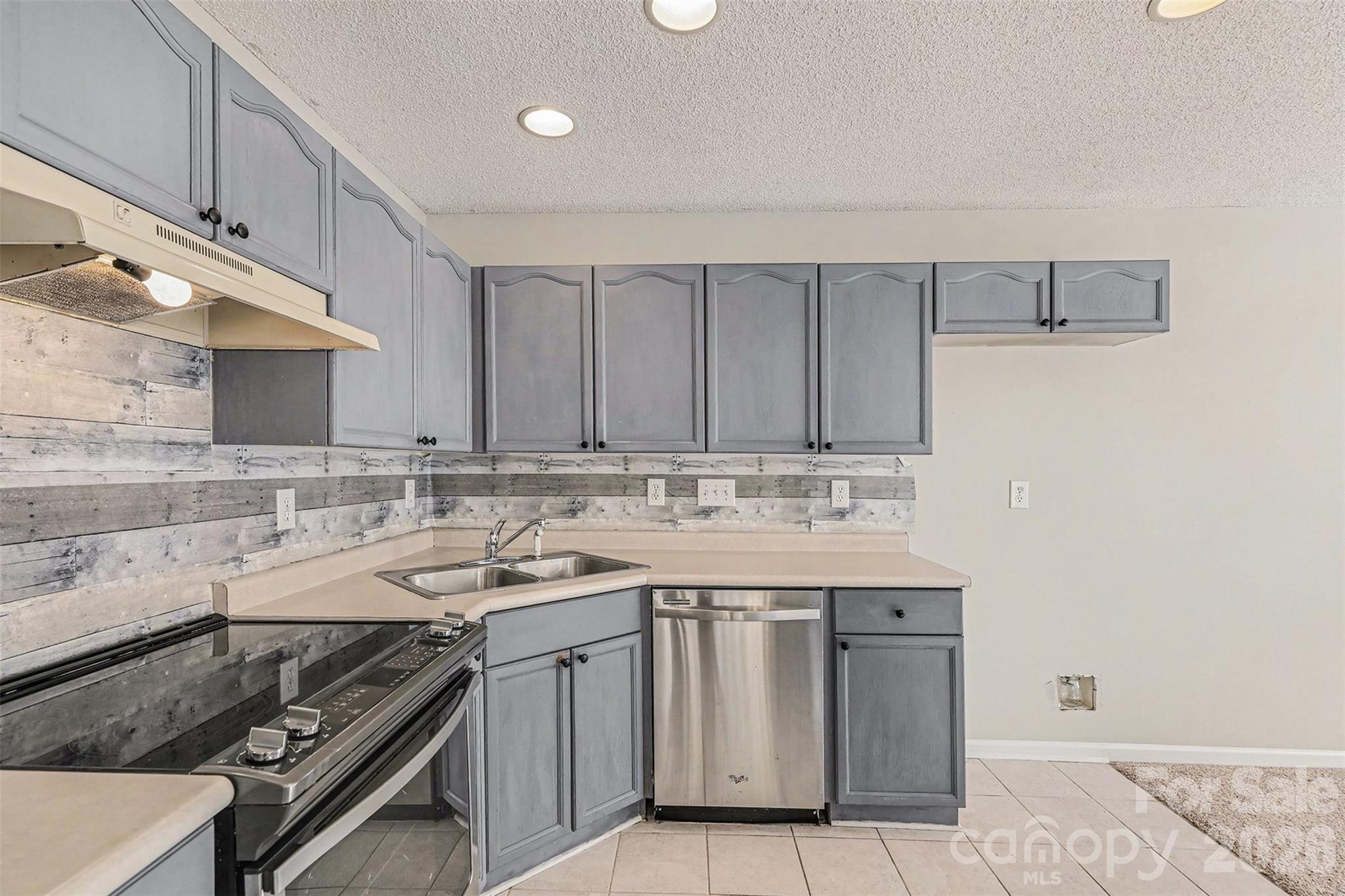 4557 Antelope Lane Charlotte NC 28269
