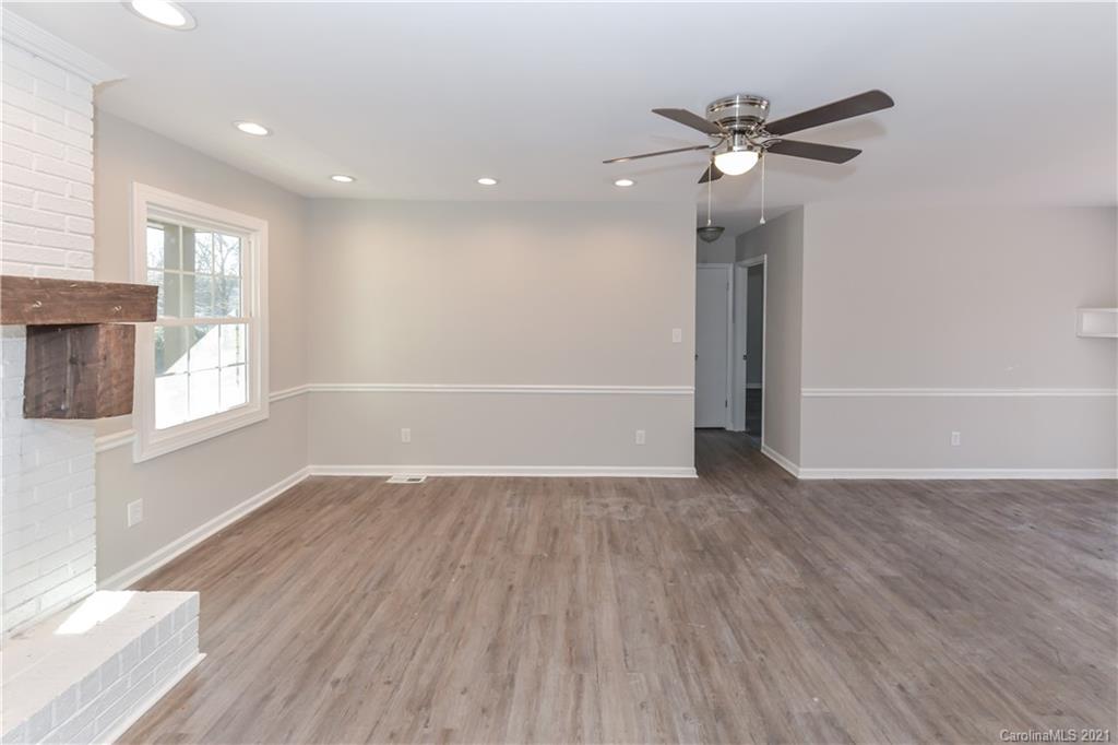 6630 Flat Rock Drive Charlotte NC 28214