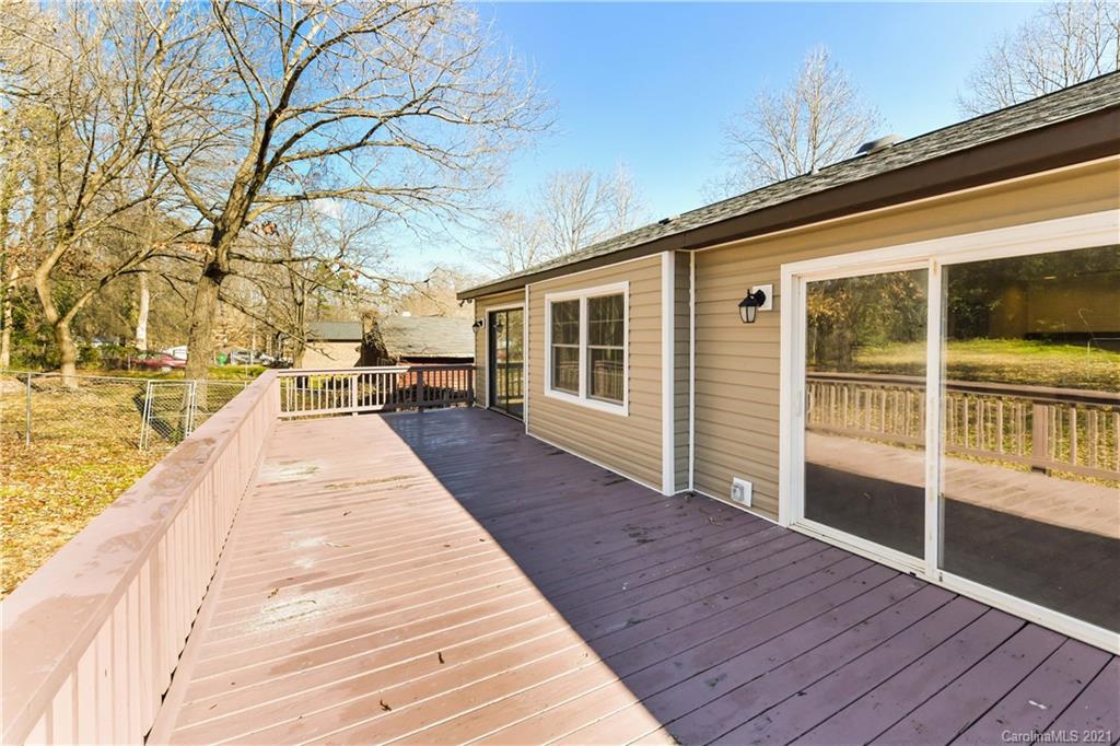 6630 Flat Rock Drive Charlotte NC 28214