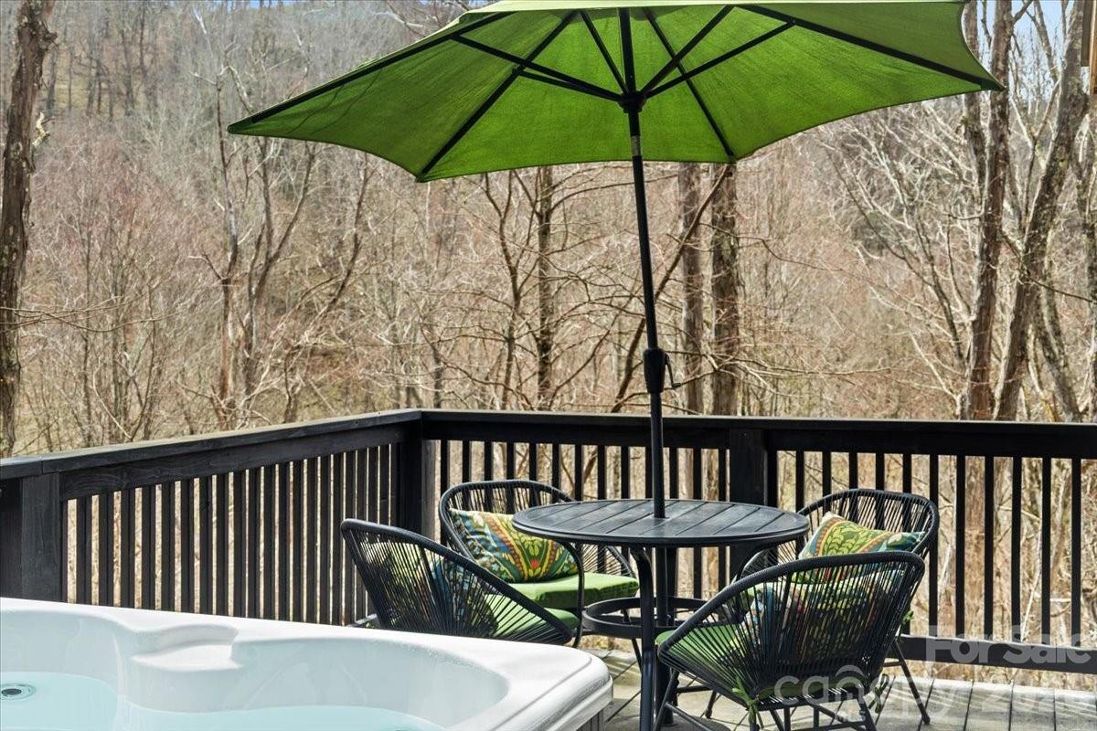 1444 Rich Mountain Road Zionville NC 28698