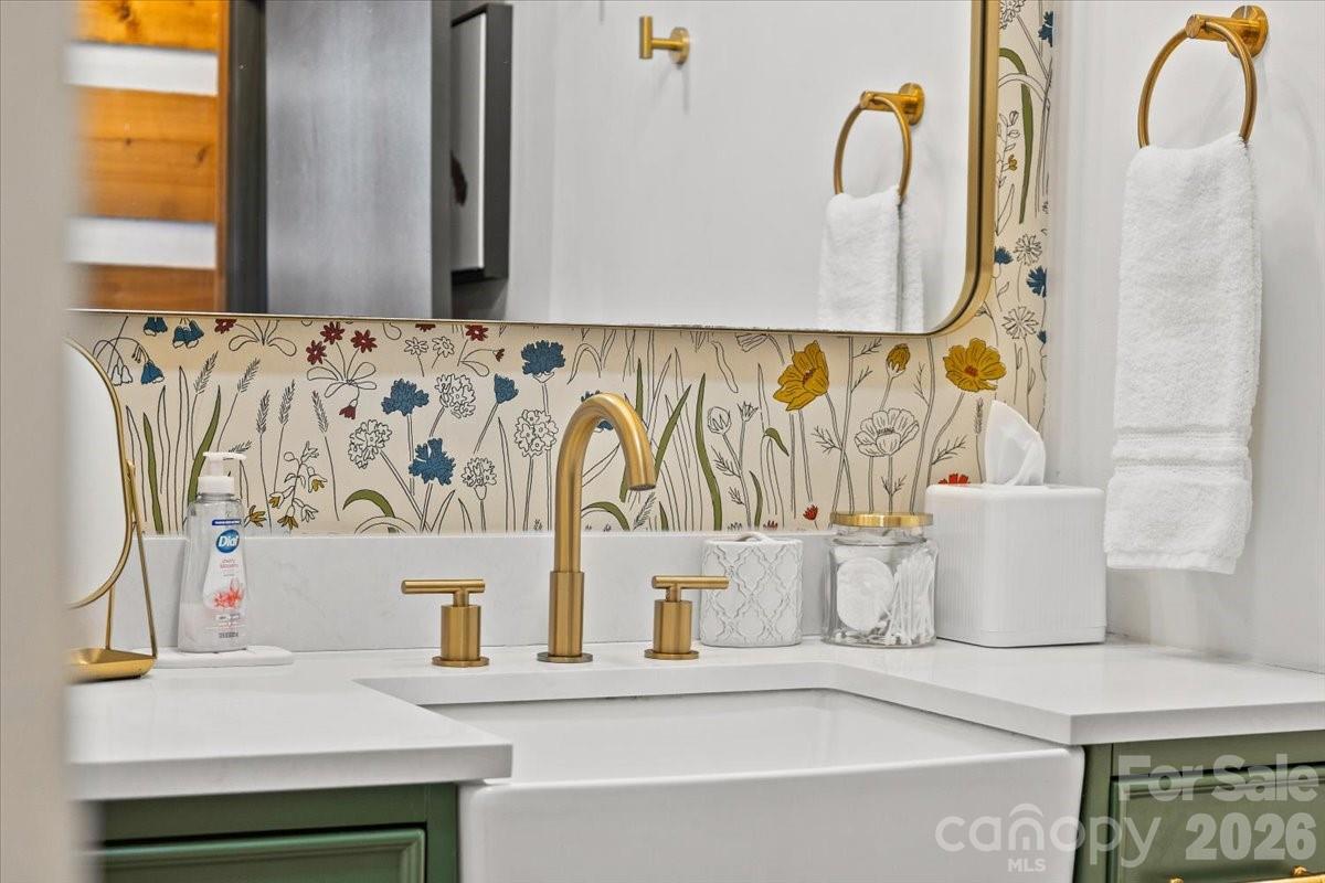 1444 Rich Mountain Road Zionville NC 28698