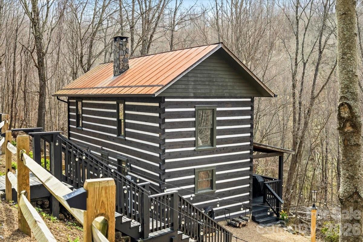 1444 Rich Mountain Road Zionville NC 28698