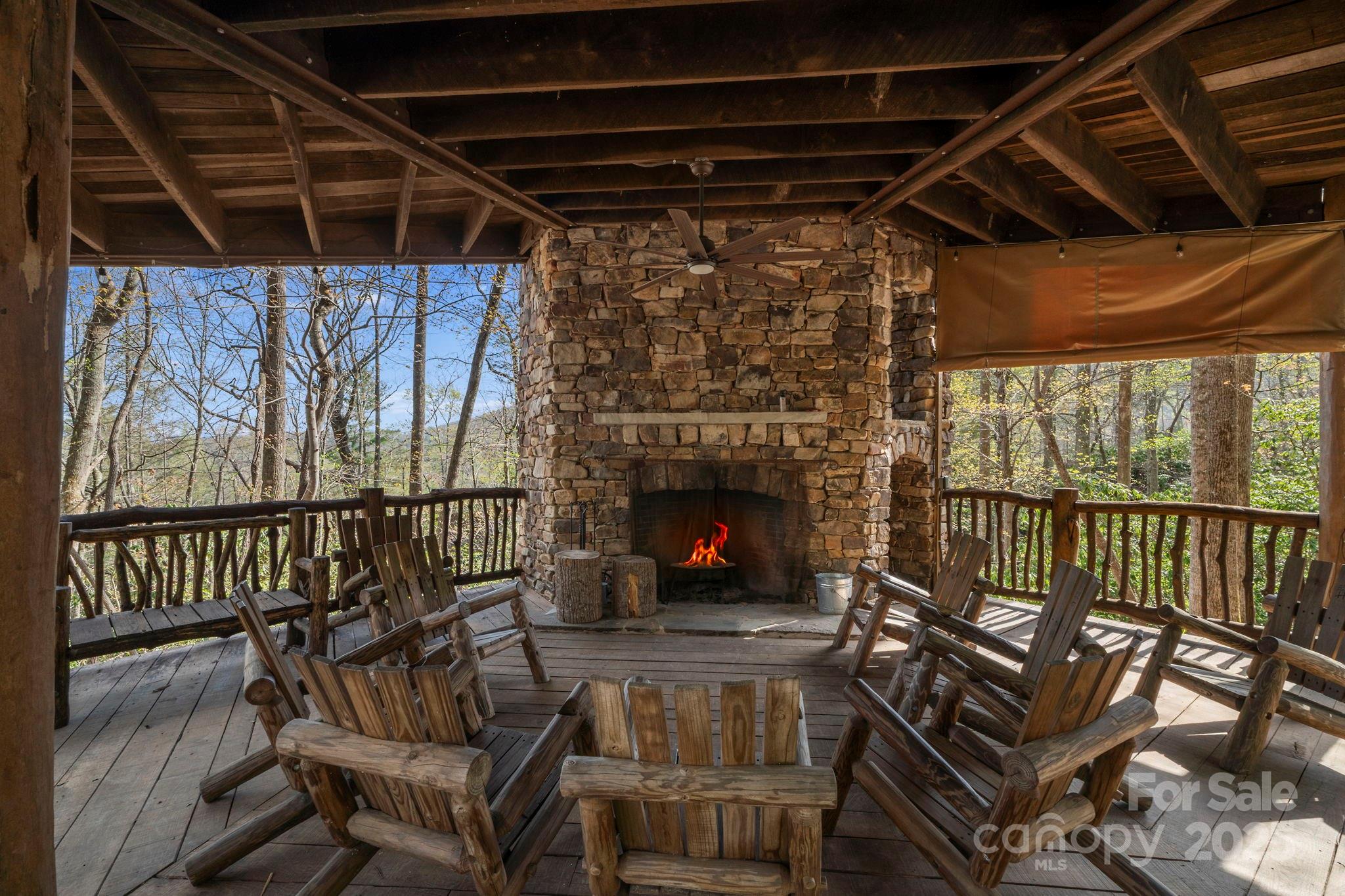 25 E Owl Creek Lane Fairview NC 28730