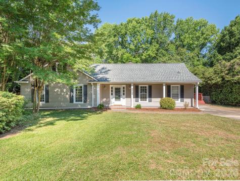 8208 Bluesage Circle Charlotte NC 28270