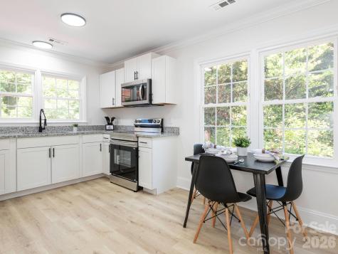 8208 Bluesage Circle Charlotte NC 28270