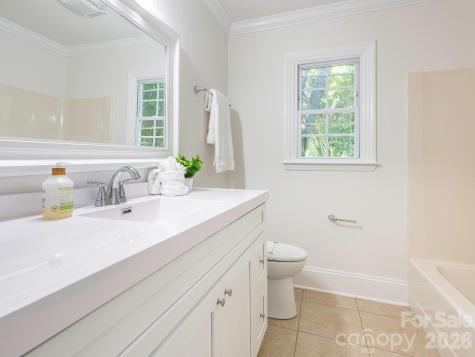8208 Bluesage Circle Charlotte NC 28270