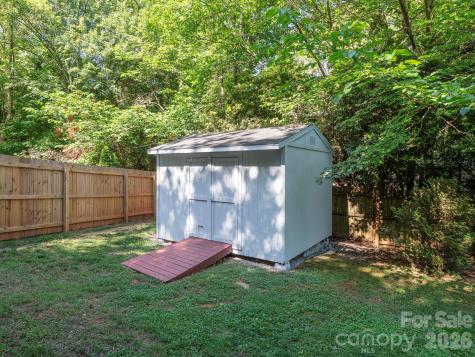 8208 Bluesage Circle Charlotte NC 28270